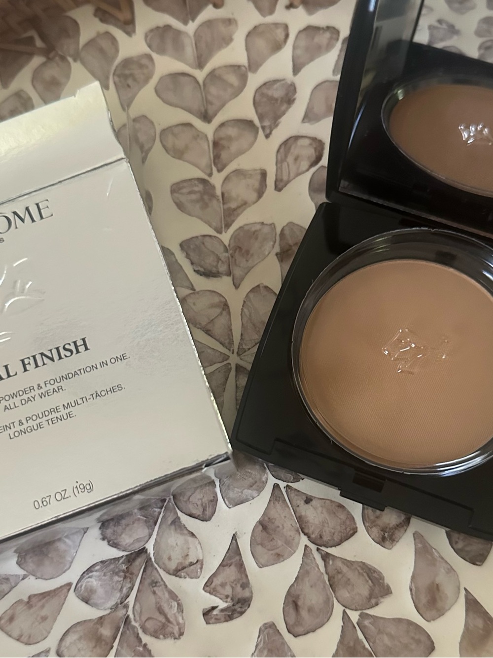 Lancome Dual Finish Multi-Tasking Powder Foundation Bisque 410W